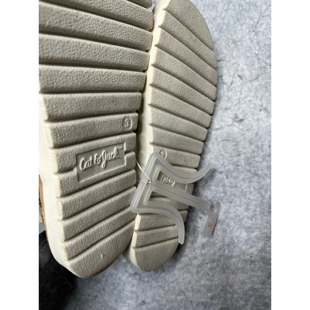 Cat & Jack Kids White Puffer Strap Sandals Elastic Back Size‎ 3 NWT